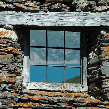 Chalet D'alpage De Savalin A 2000 Metres D'altitude Au Du Mont-cenis *